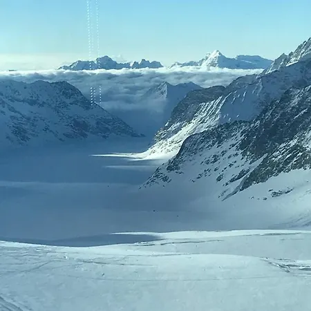 Burglauenen アパート